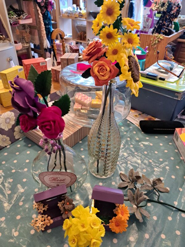Flower Workshop - Daisy's Cold Porcelain Clay - Image 2